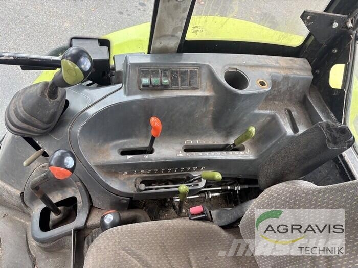 CLAAS AXOS 340 C Traktoren