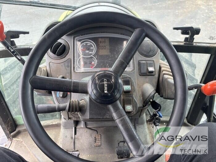 CLAAS AXOS 340 C Traktoren