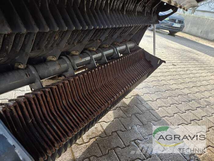 CLAAS CARGOS 9500 Samozberacie vozy