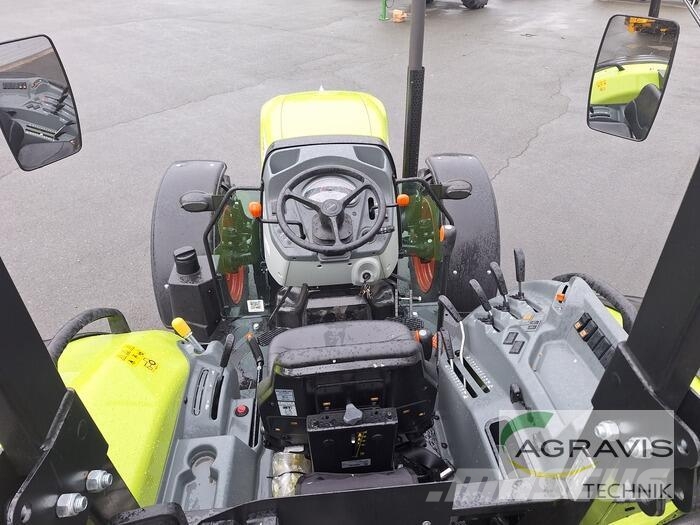 CLAAS ELIOS 2.75 PLATTFORM TREND الجرارات