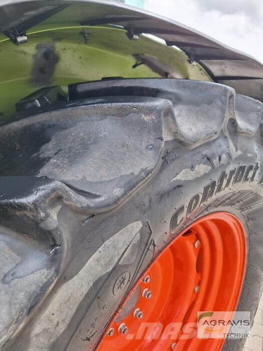 CLAAS ELIOS 210 Traktoren
