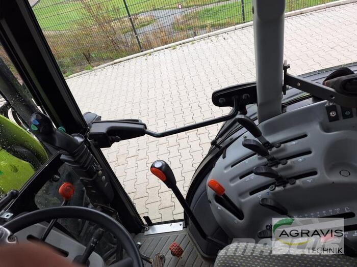 CLAAS ELIOS 210 Traktoren