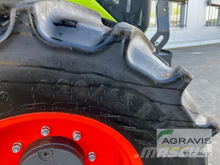 CLAAS ELIOS 330 ADVANCED الجرارات
