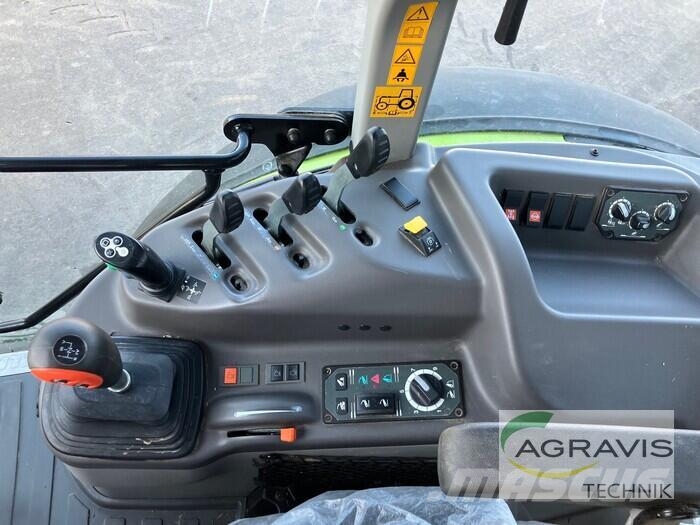 CLAAS ELIOS 330 ADVANCED الجرارات