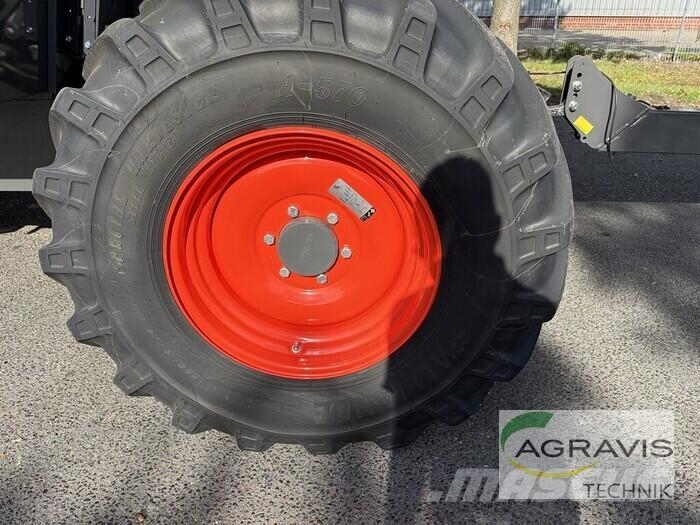 CLAAS EVION 430 MAXI حصادات