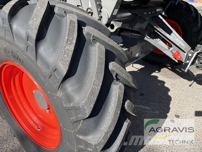 CLAAS EVION 430 MAXI حصادات