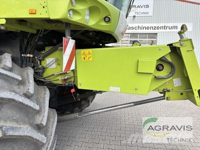 CLAAS LEXION 530 Combine de secerat