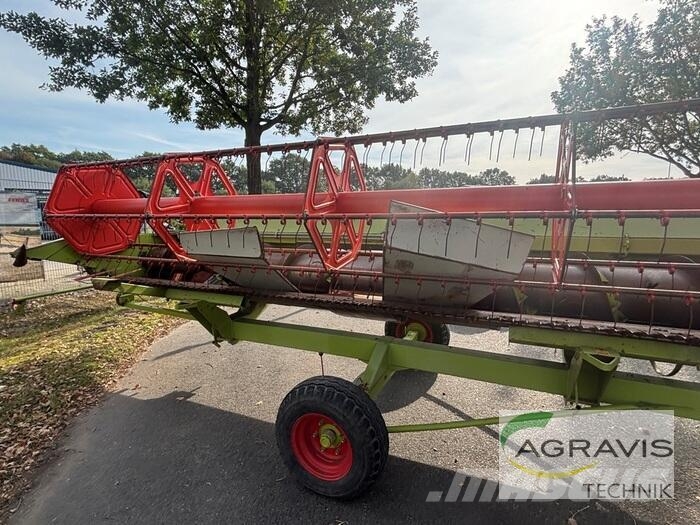CLAAS LEXION 530 + SW C600 Ceifeiras debulhadoras