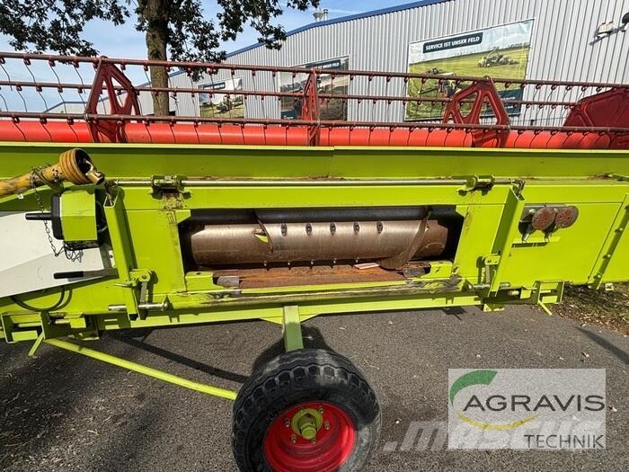 CLAAS LEXION 530 + SW C600 Ceifeiras debulhadoras