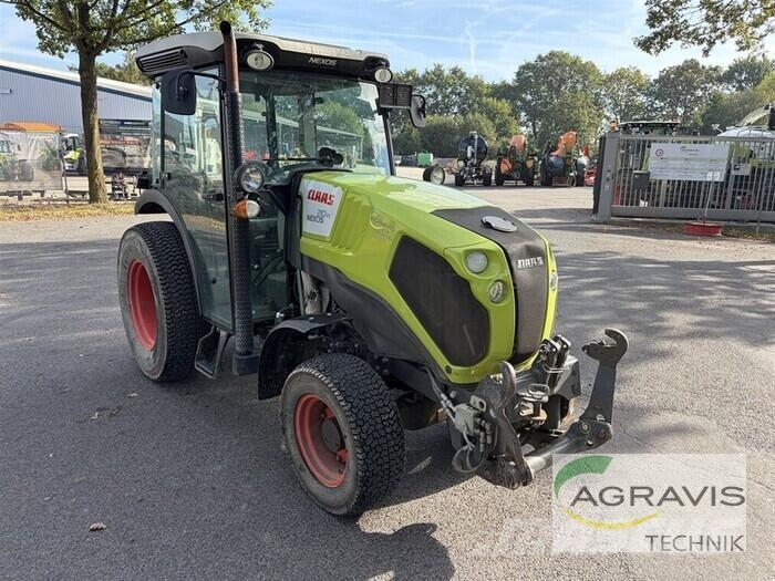 CLAAS NEXOS 210 VL Traktoren