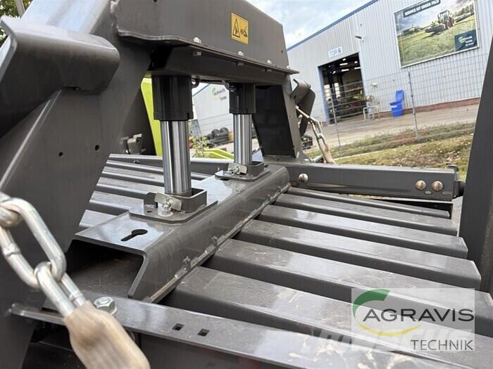 CLAAS QUADRANT 5200 FC EVOLUTION TA Балопреси квадратни