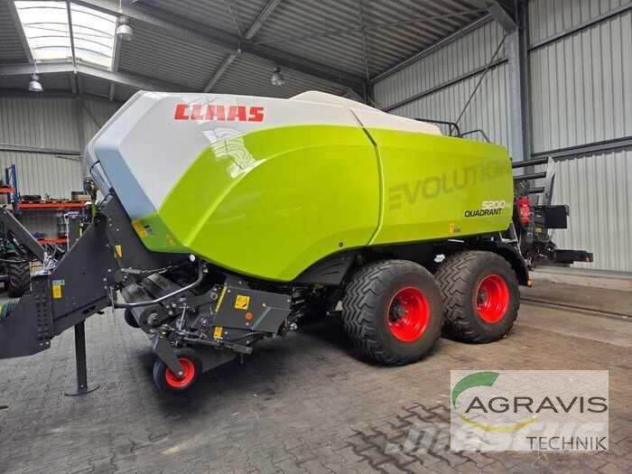 CLAAS QUADRANT 5200 FC TA Vierkante balenpers