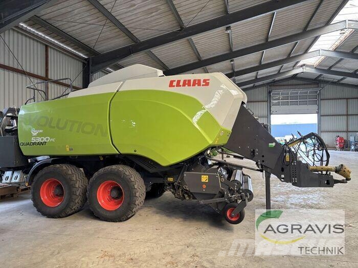 CLAAS QUADRANT 5300 FC T 각형 곤포기