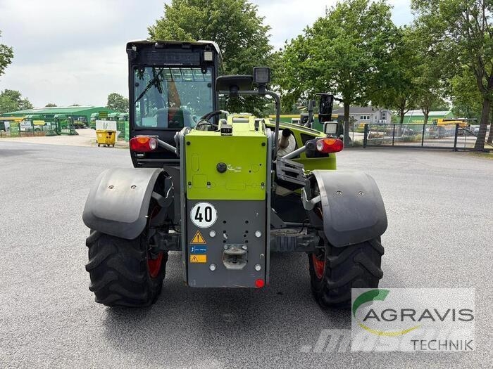 CLAAS SCORPION 1033 VARIPOWER Teleskoplastere for Landbruk