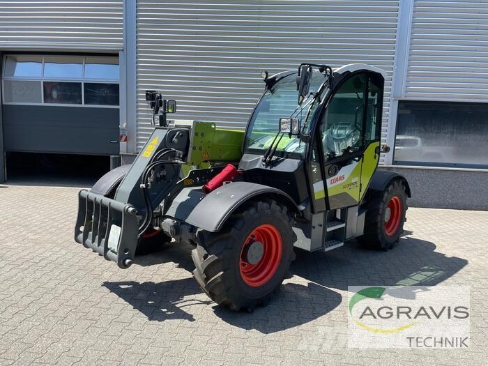 CLAAS SCORPION 635 VARIPOWER معدات مناولة لأغراض الزراعة