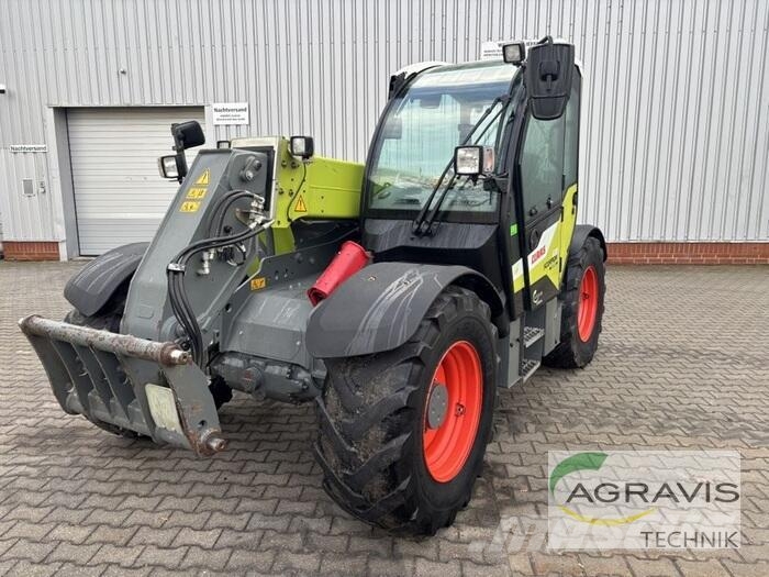 CLAAS SCORPION 635 VARIPOWER معدات مناولة لأغراض الزراعة