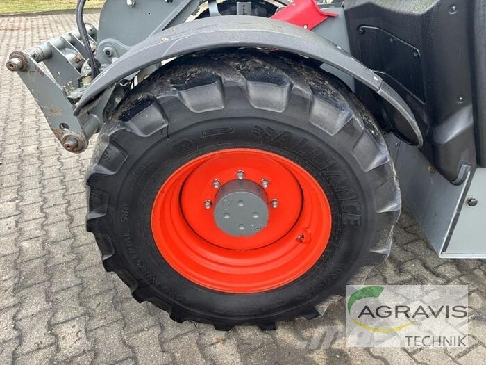 CLAAS SCORPION 635 VARIPOWER معدات مناولة لأغراض الزراعة