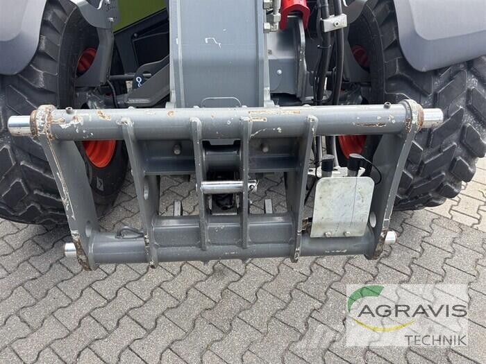 CLAAS SCORPION 741 VARIPOWER Telehandlers