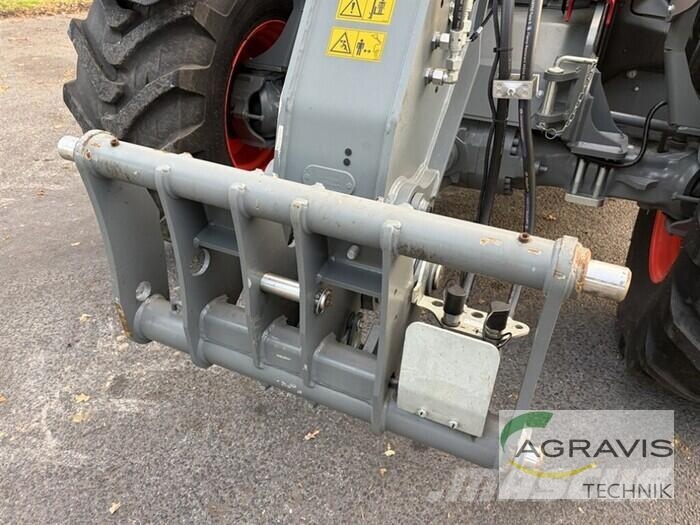 CLAAS SCORPION 742 VARIPOWER 農業用伸縮臂裝載機