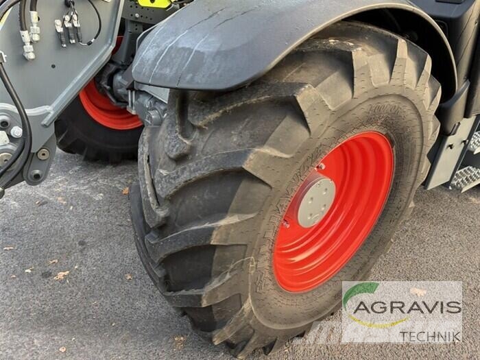 CLAAS SCORPION 742 VARIPOWER 農業用伸縮臂裝載機