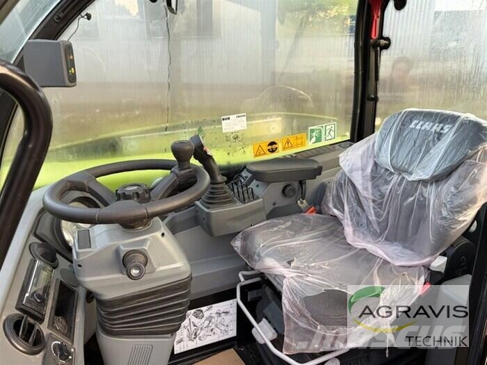 CLAAS SCORPION 742 VARIPOWER 農業用伸縮臂裝載機