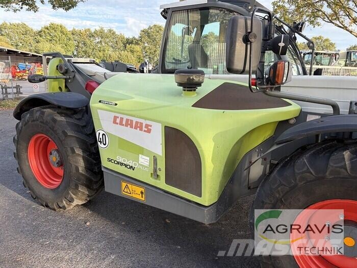 CLAAS SCORPION 9040 Kmetijski teleskopski nakladalci