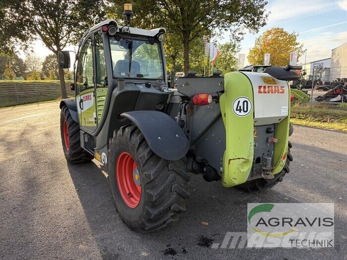 CLAAS SCORPION 9040 Kmetijski teleskopski nakladalci