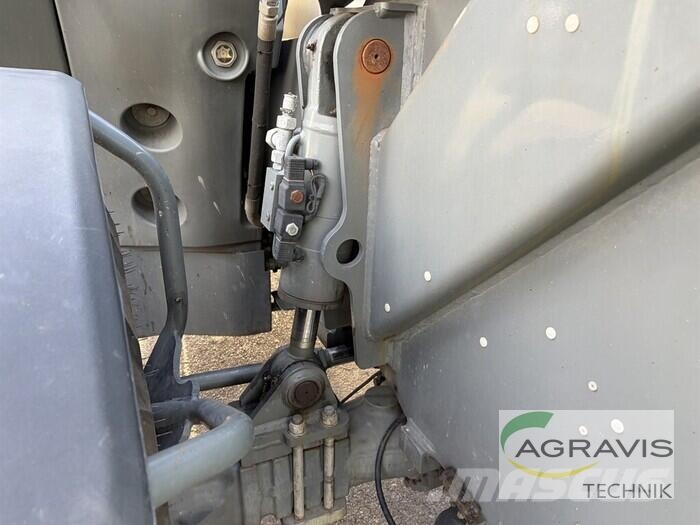 CLAAS SCORPION 9040 Kmetijski teleskopski nakladalci