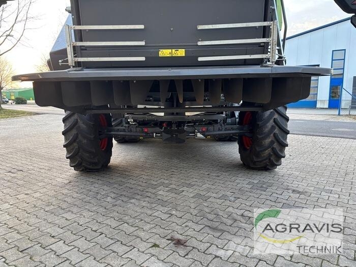 CLAAS TRION 660 TERRA TRAC Allrad Combine harvesters