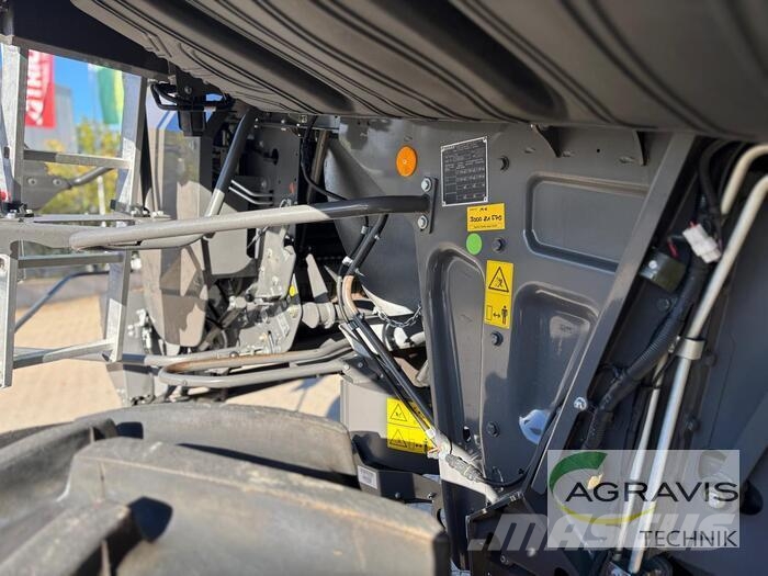 CLAAS TRION 750 Teraviljakombainid