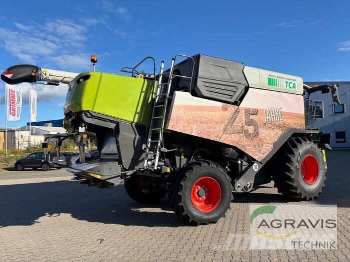 CLAAS TRION 750 Teraviljakombainid