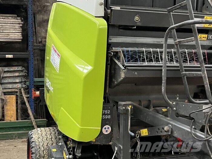 CLAAS Variant 380 RC محزمات مستديرة