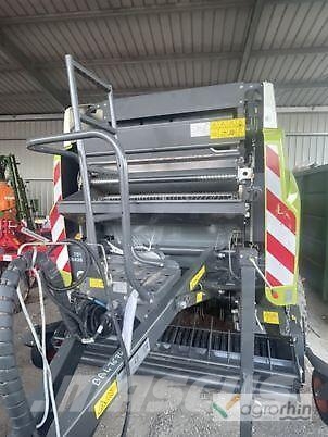 CLAAS Variant 460 RC Rotopresse