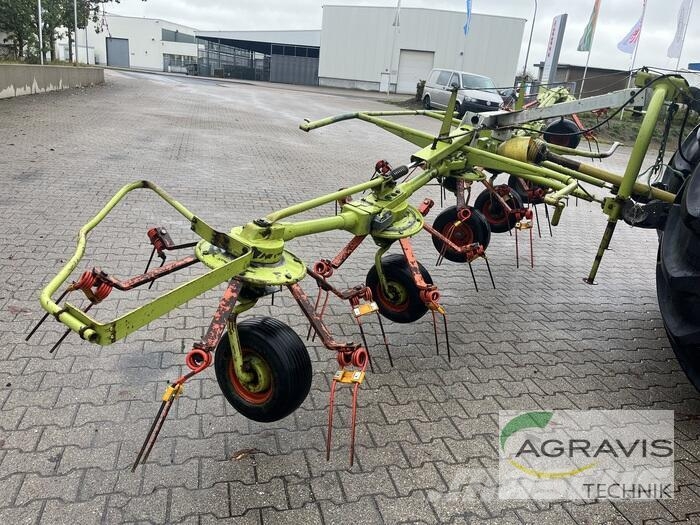 CLAAS VOLTO 640 Ancinhos e espalhadores de feno