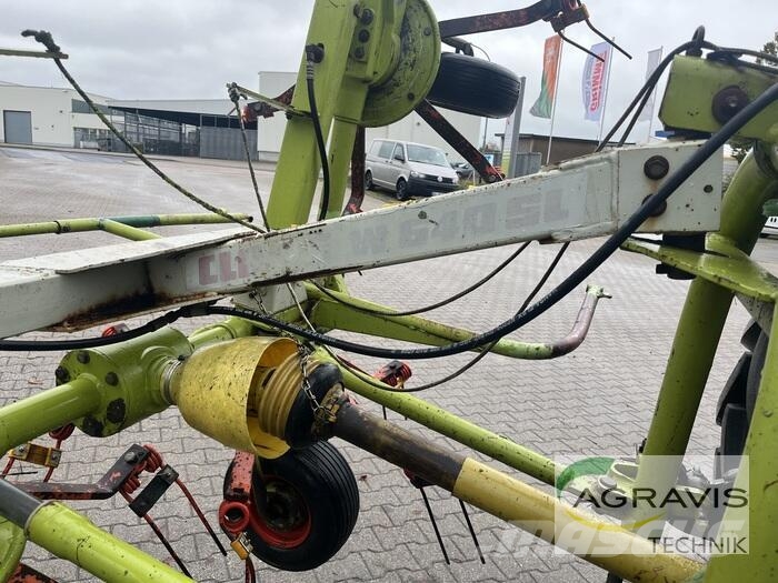 CLAAS VOLTO 640 Ancinhos e espalhadores de feno