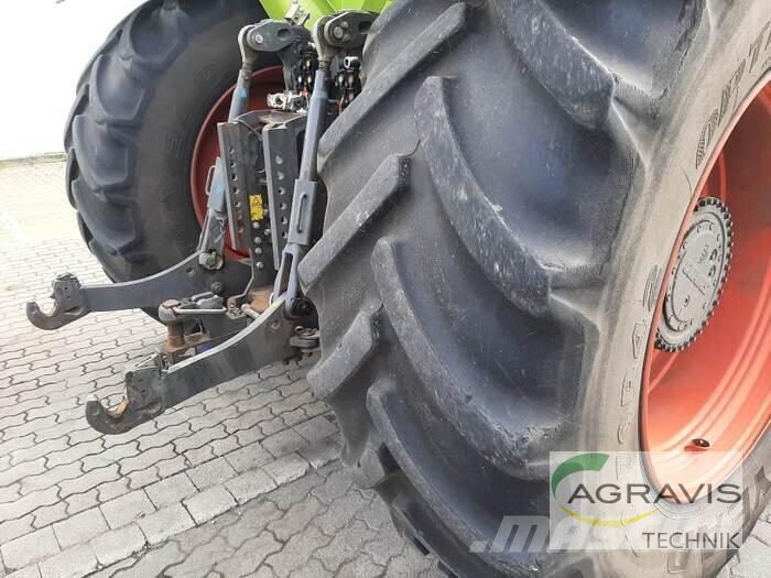 CLAAS XERION 3800 TRAC VC Tractors