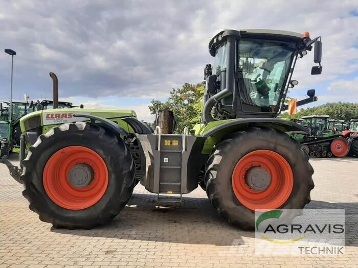 CLAAS XERION 3800 TRAC VC Tractors