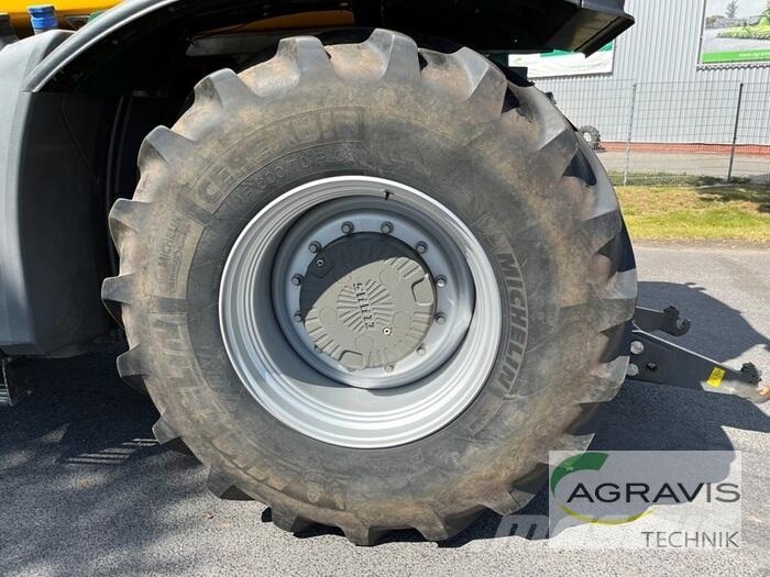 CLAAS XERION 4000 SADDLE TRAC + Zunhammer 11 CBM Aufsatz Трактори