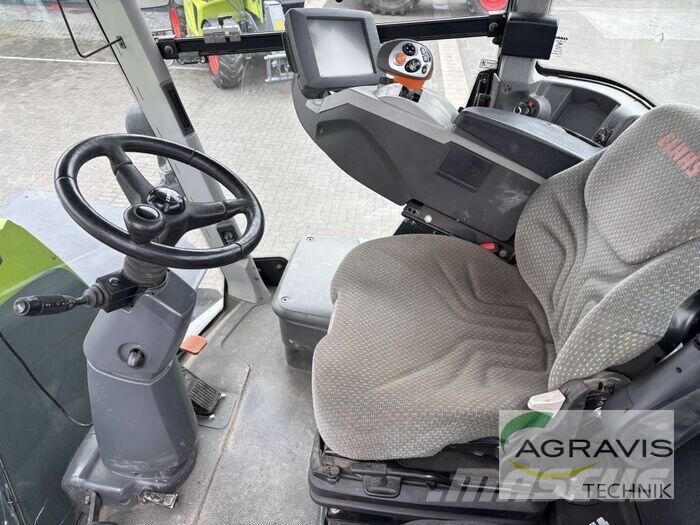 CLAAS XERION 5000 TRAC VC Трактори