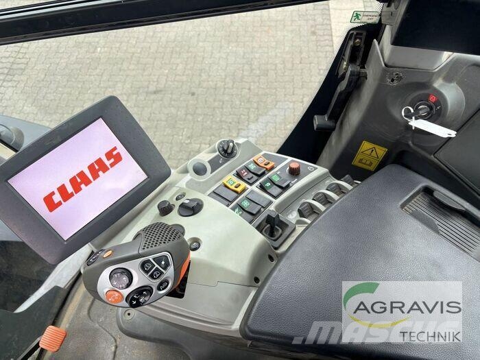 CLAAS XERION 5000 TRAC VC Трактори