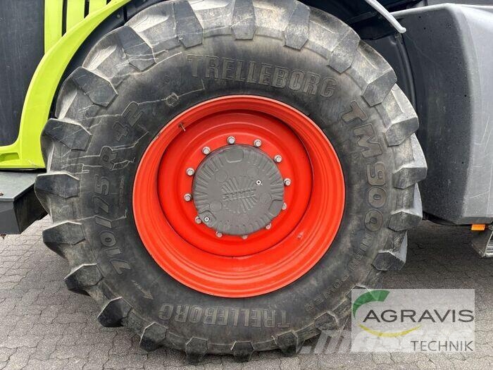 CLAAS XERION 5000 TRAC VC Трактори