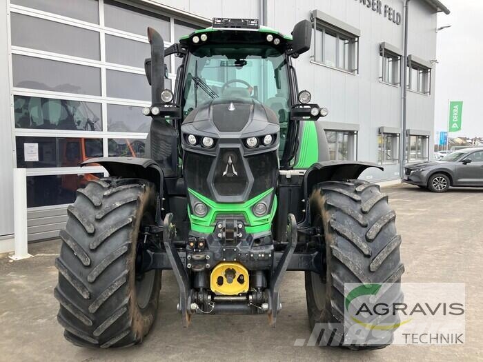 Deutz-Fahr AGROTRON 6215 RC Tractors