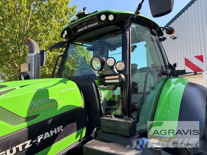 Deutz-Fahr AGROTRON 7250 TTV Tractors
