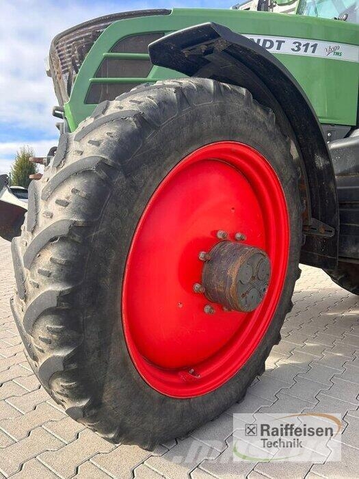 Fendt 311 COM3 Traktorok