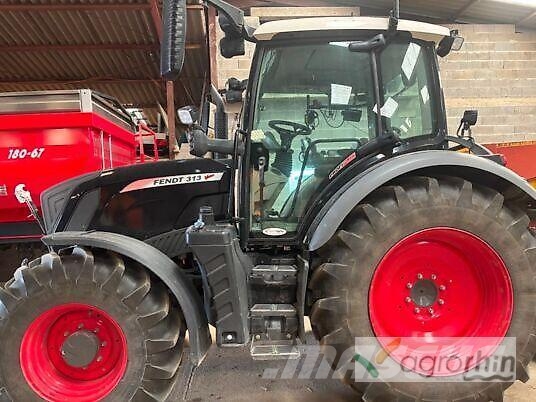 Fendt 313 VARIO S4 Trattori