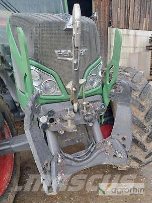 Fendt 512 VARIO Tractors