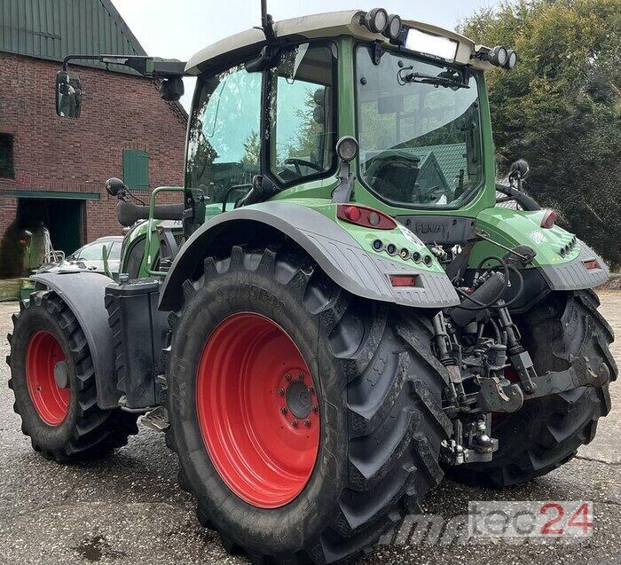 Fendt 516 Vario SCR Traktorji