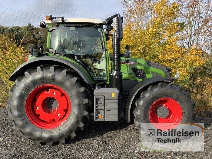 Fendt 620 Vario Tractors