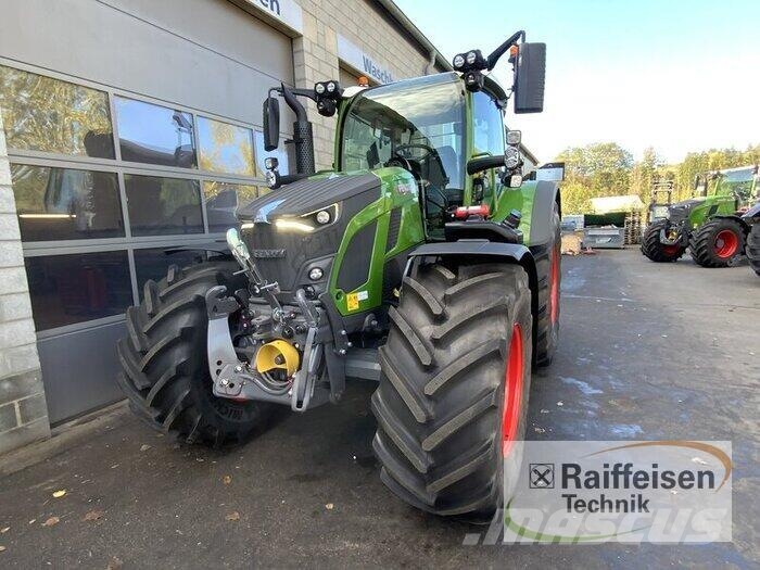 Fendt 620 Vario الجرارات