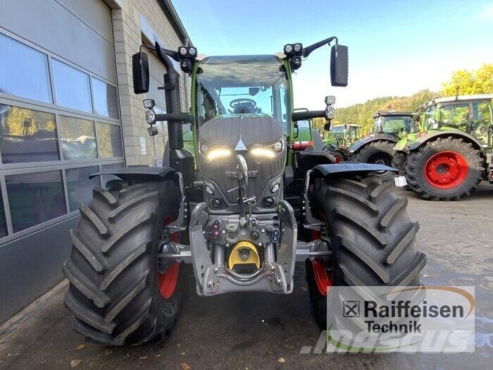 Fendt 620 Vario الجرارات